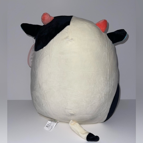 DOTD Connor Squishmallow (HALLMARK EXCLUSIVE!!) - Picture 3 of 4